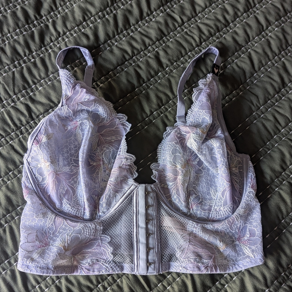 Victoria's Secret Purple Wireless Bra with Textured Design and Wide Straps